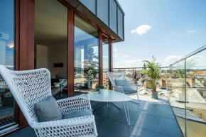 Shiny Rooftop Apart with Garage